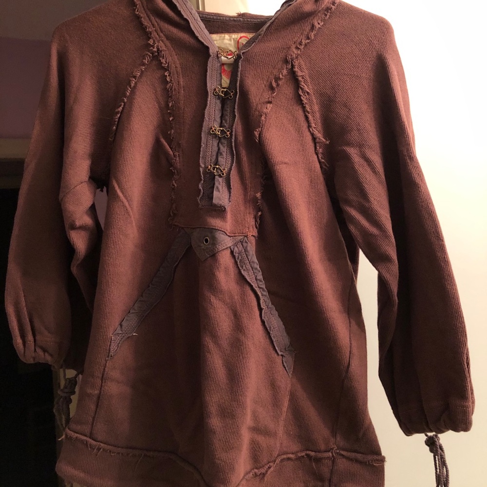 Free People Women’s Sweatshirt - Size Medium
